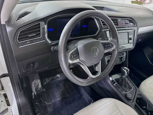 Used 2022 Volkswagen Tiguan S image 17