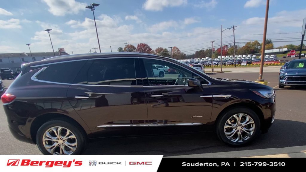 Used 2021 Buick Enclave Avenir w/ Avenir Technology Package AWD/4WD image 10