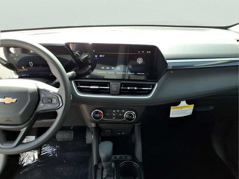 New 2026 Chevrolet TrailBlazer LS w/ LS Convenience Package AWD/4WD image 12