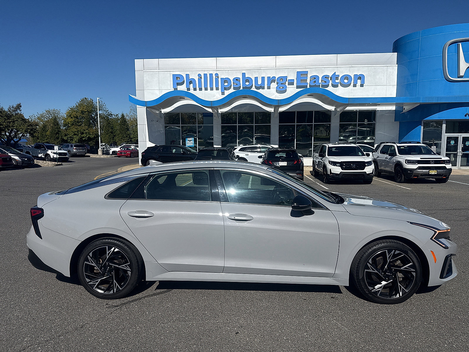 Used 2025 Kia K5 GT-Line AWD/4WD image 4