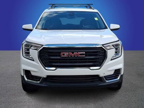 Used 2022 GMC Terrain SLE w/ Driver Convenience Package AWD/4WD image 2