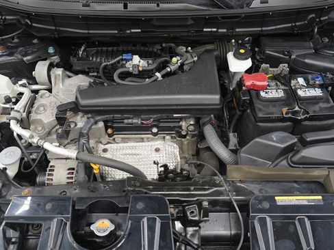 Used 2017 Nissan Rogue SL image 30