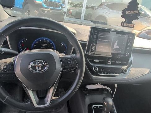 Used 2021 Toyota Corolla XSE FWD image 19