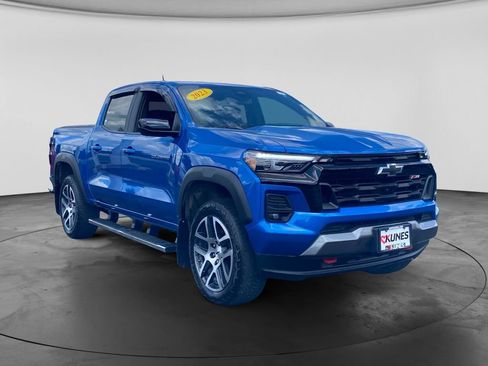 Used 2023 Chevrolet Colorado Z71 w/ Z71 Convenience Package 2 AWD/4WD image 1