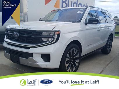 Used 2025 Ford Expedition Platinum w/ Driver's Package