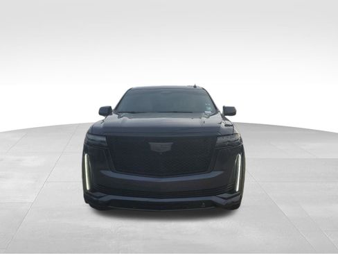 Used 2022 Cadillac Escalade Sport w/ Touring Package image 2