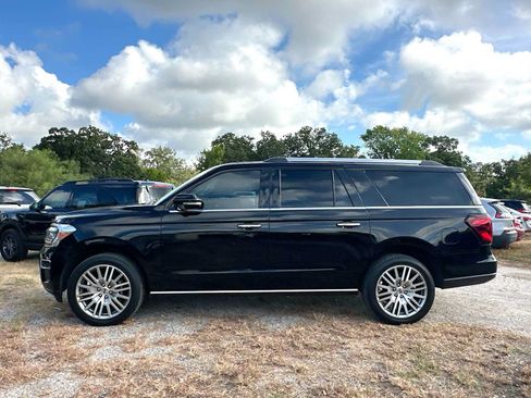 Used 2022 Ford Expedition Max Limited AWD/4WD image 6