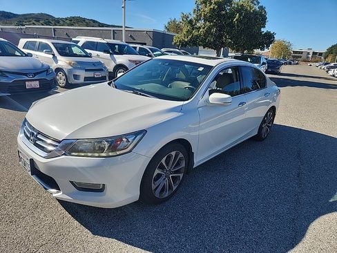 Used 2013 Honda Accord Touring image 1