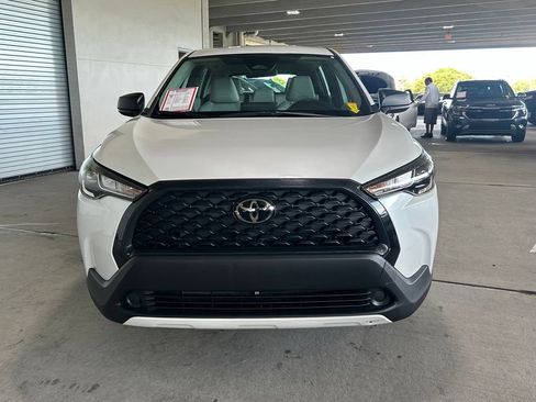 Used 2024 Toyota Corolla Cross L FWD image 8