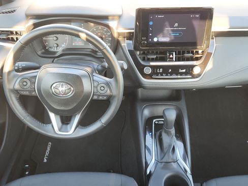 Used 2025 Toyota Corolla SE FWD image 28