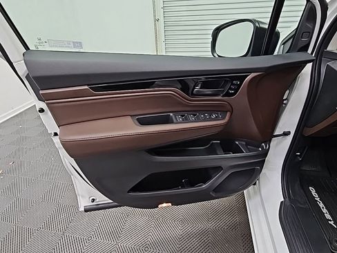 New 2026 Honda Odyssey Touring image 31