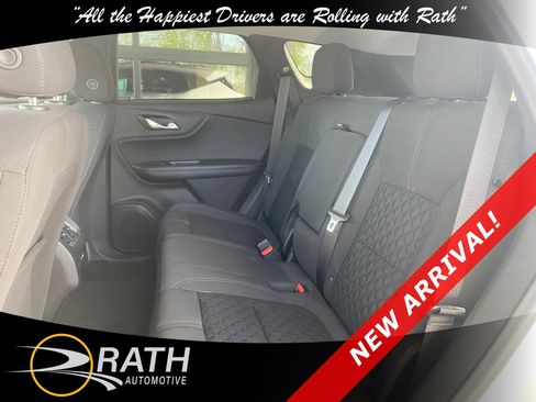 Used 2022 Chevrolet Blazer LT AWD/4WD image 18