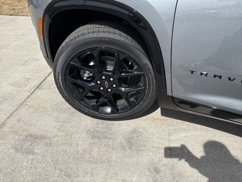 New 2026 Chevrolet Traverse RS w/ LPO, Floor Liner Package image 28