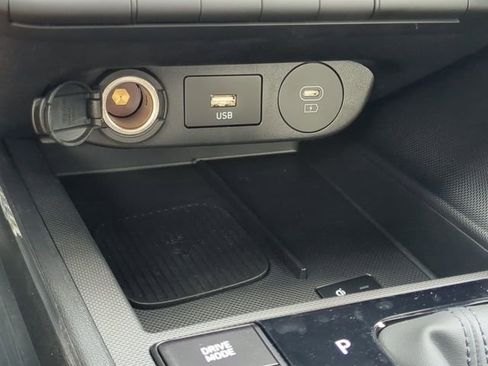 New 2025 Hyundai Elantra SEL image 21