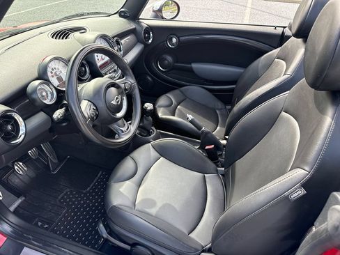 Used 2011 MINI Cooper S FWD image 9