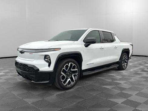 Used 2024 Chevrolet Silverado EV RST image 1