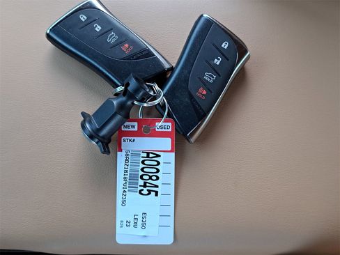 Used 2023 Lexus ES 350 w/ Premium Package image 38