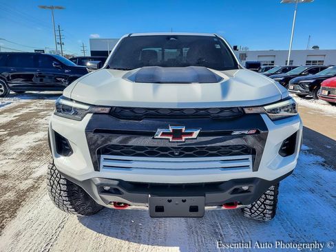 Used 2023 Chevrolet Colorado ZR2 w/ ZR2 Convenience Package III image 5