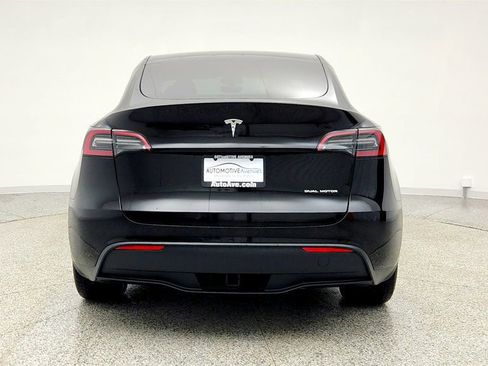 Used 2025 Tesla Model Y Long Range image 6