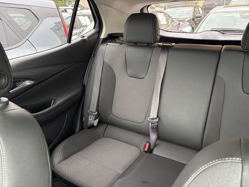Used 2025 Buick Encore GX Preferred FWD image 38