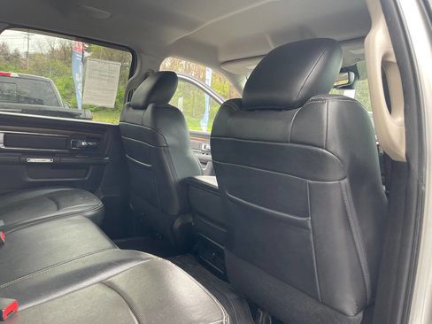 Used 2015 RAM 2500 Laramie w/ Protection Group image 29