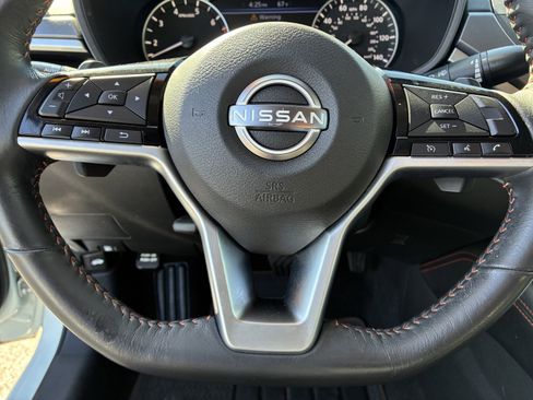 Used 2023 Nissan Altima 2.5 SR FWD image 26