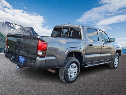Used 2019 Toyota Tacoma SR image 6