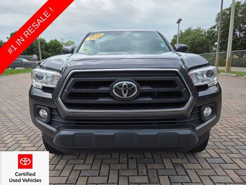 Used 2022 Toyota Tacoma SR5 RWD image 2