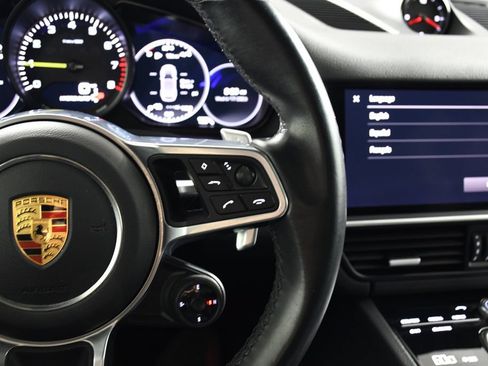 Used 2022 Porsche Cayenne Platinum Edition AWD/4WD image 30