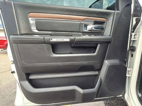 Used 2016 RAM 2500 Laramie w/ Convenience Group image 17