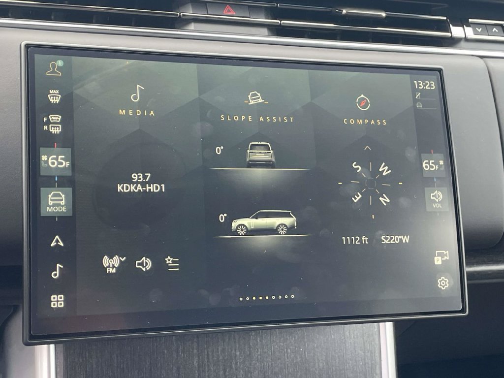 New 2026 Land Rover Range Rover SE AWD/4WD image 23