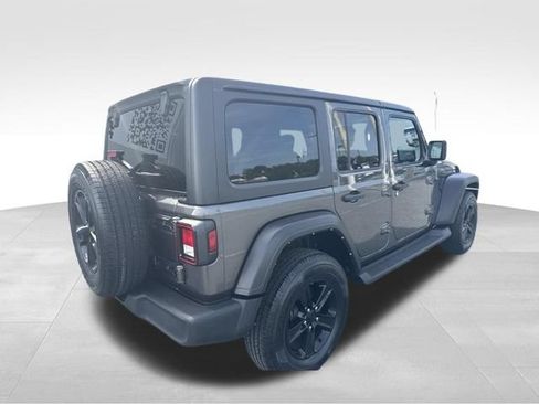 Used 2022 Jeep Wrangler Unlimited Sport AWD/4WD image 7