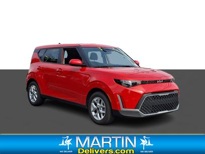 Certified 2025 Kia Soul LX w/ LX Technology Package