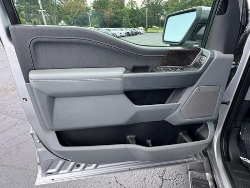 Used 2021 Ford F150 Lariat w/ Equipment Group 502A High AWD/4WD image 16