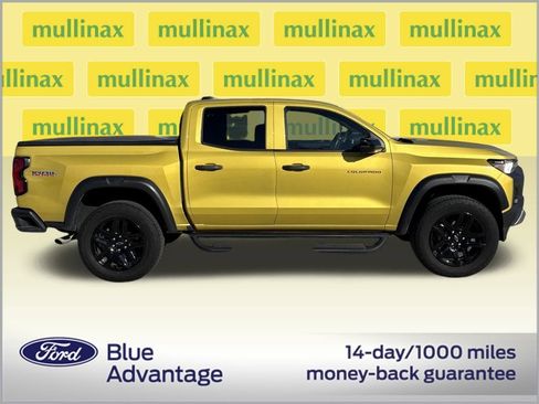 Used 2023 Chevrolet Colorado Trail Boss w/ Technology Package image 2
