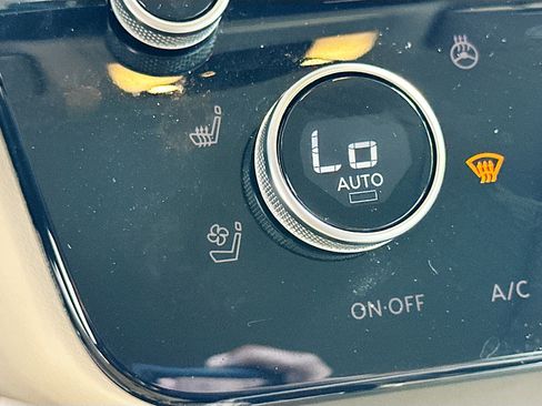 Used 2023 INFINITI QX60 Luxe w/ Cargo Package image 20