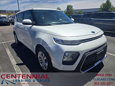 Used 2021 Kia Soul LX FWD image 1