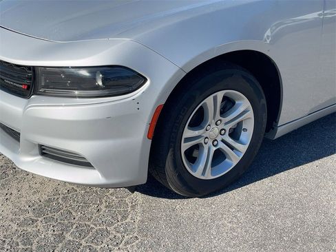 Used 2022 Dodge Charger SXT image 9