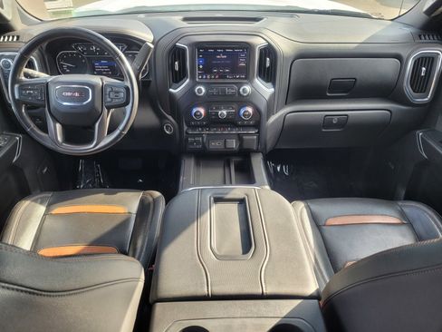 Used 2021 GMC Sierra 1500 AT4 w/ AT4 Preferred Package AWD/4WD image 13