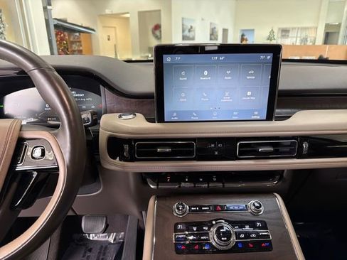 Used 2020 Lincoln Aviator Reserve w/ Elements Package Plus image 18