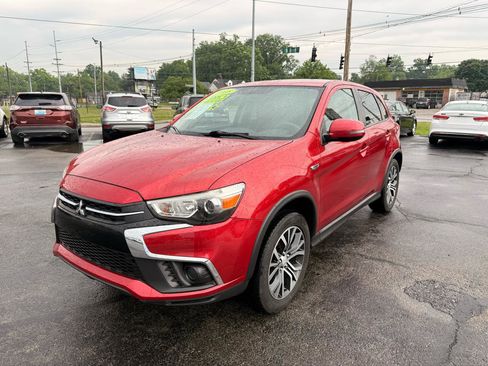Used 2018 Mitsubishi Outlander Sport ES FWD image 3