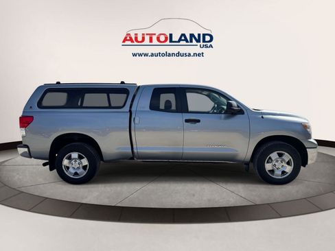 Used 2012 Toyota Tundra 4x4 Double Cab w/ TRD Off-Road Pkg image 3