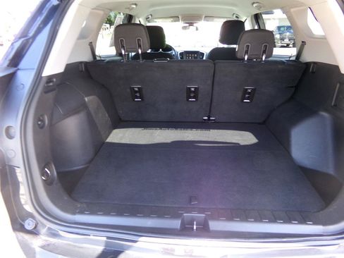Used 2018 GMC Terrain SLE AWD/4WD image 21