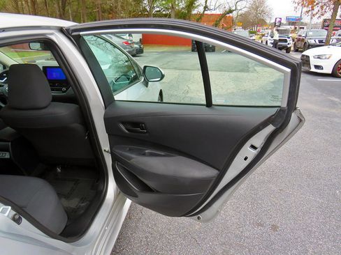 Used 2023 Toyota Corolla LE image 18