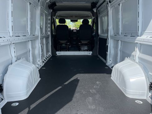 New 2026 RAM ProMaster 2500 w/ Convenience Group image 25