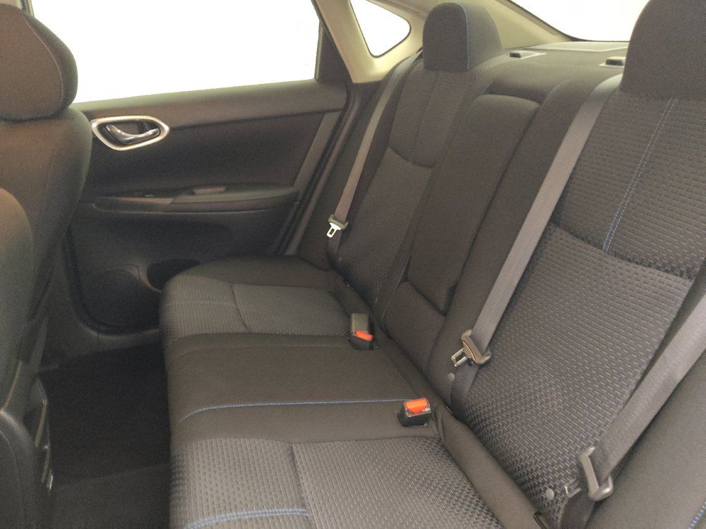 Used 2019 Nissan Sentra SR Turbo FWD image 18
