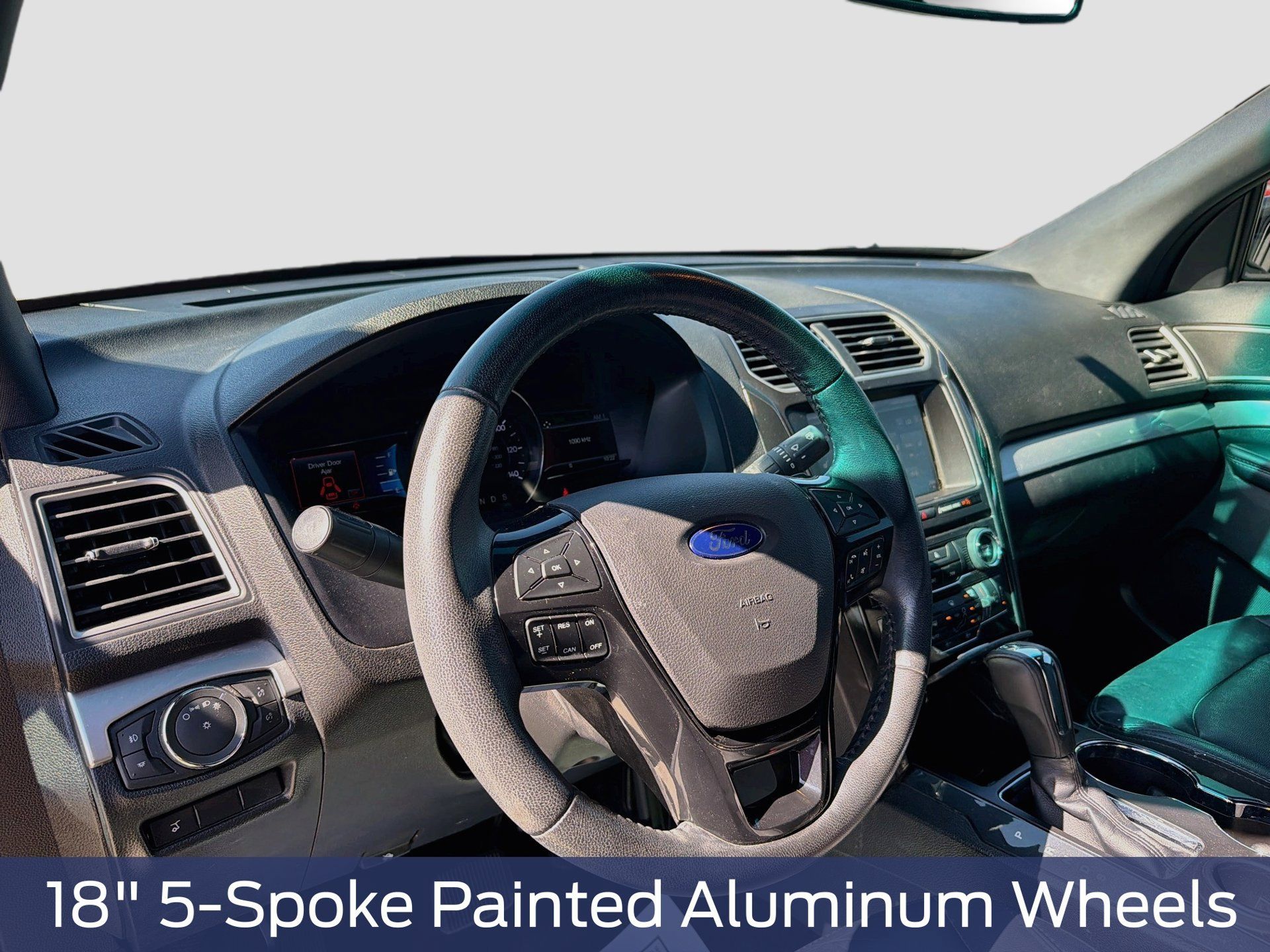 Used 2016 Ford Explorer XLT FWD image 15