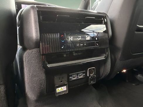 Used 2022 Jeep Wagoneer Series I w/ Convenience Group I image 35