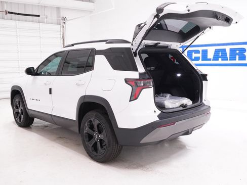 New 2026 Chevrolet Equinox LT w/ Midnight Edition FWD image 8