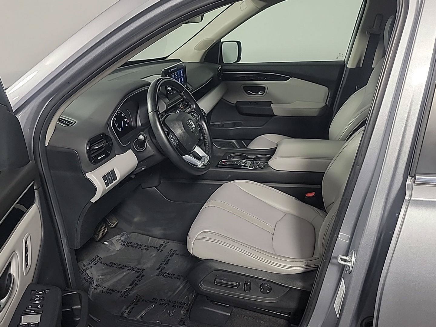 Certified 2025 Honda Pilot EX-L image 19